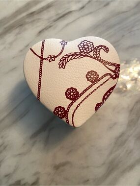 Pandora Black Heart-Shaped Jewelry Case